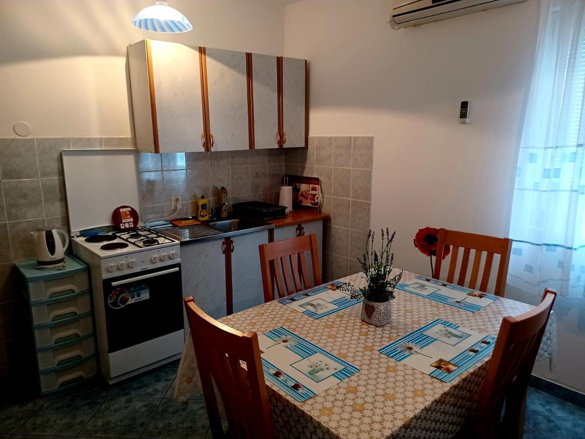Apartment Prskalo - Vodice Exteriör bild