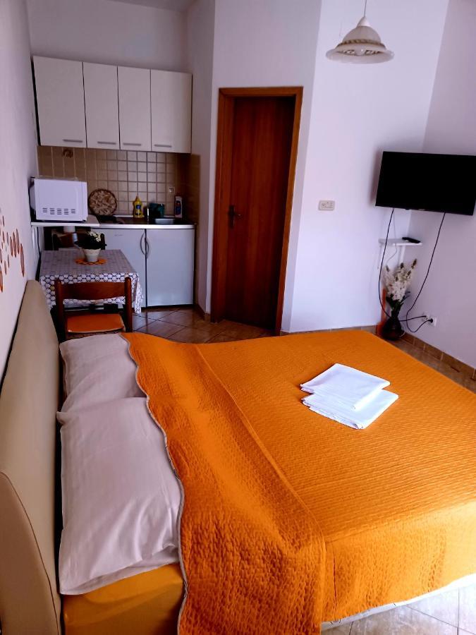 Apartment Prskalo - Vodice Exteriör bild