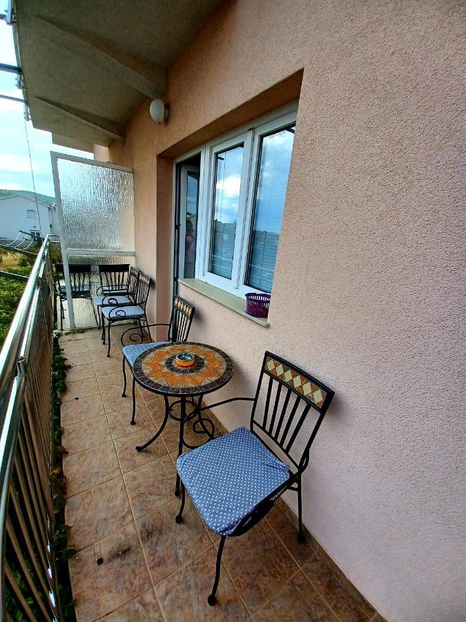 Apartment Prskalo - Vodice Exteriör bild