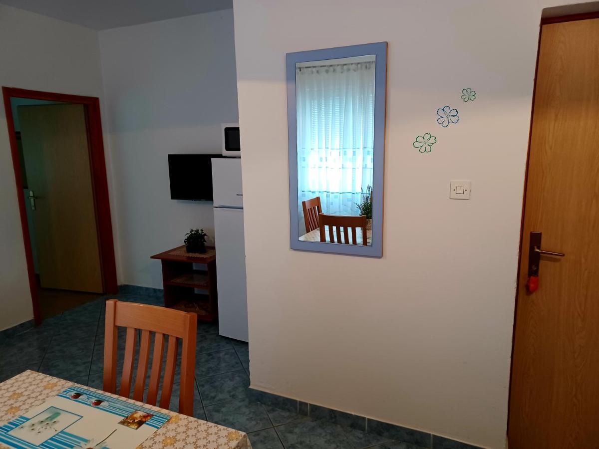 Apartment Prskalo - Vodice Exteriör bild