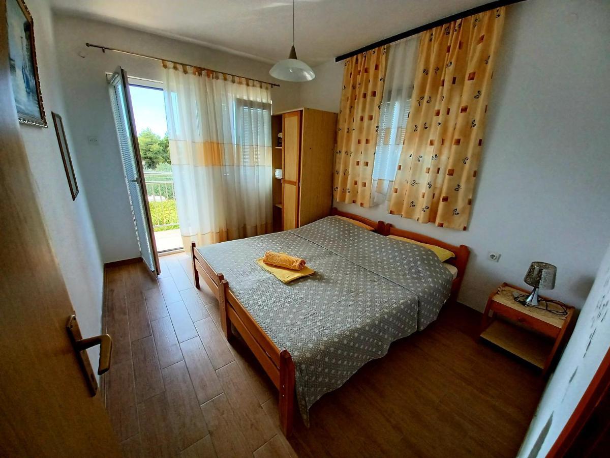 Apartment Prskalo - Vodice Exteriör bild