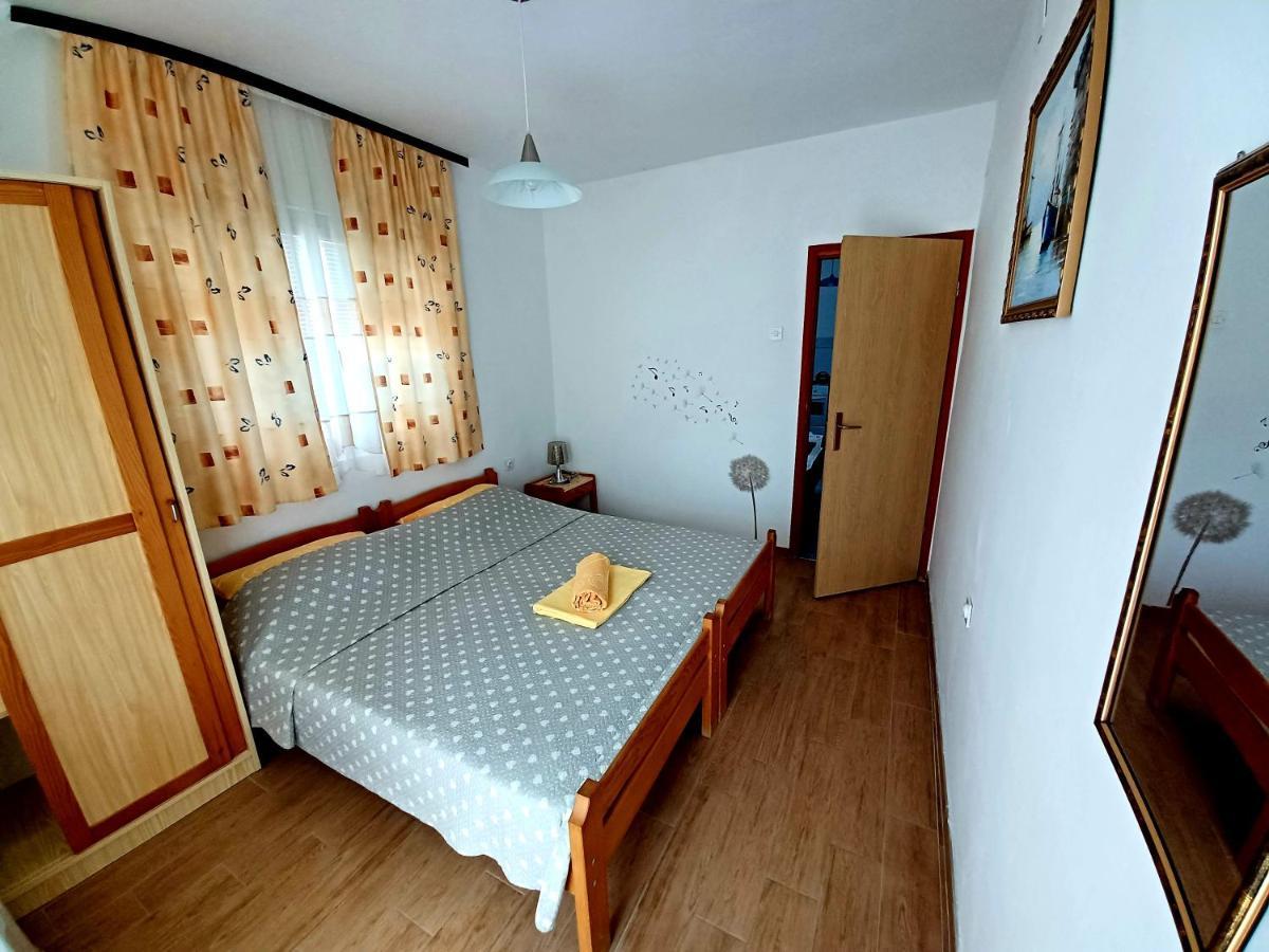 Apartment Prskalo - Vodice Exteriör bild