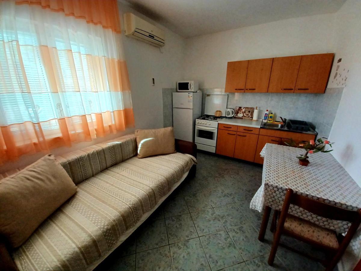 Apartment Prskalo - Vodice Exteriör bild